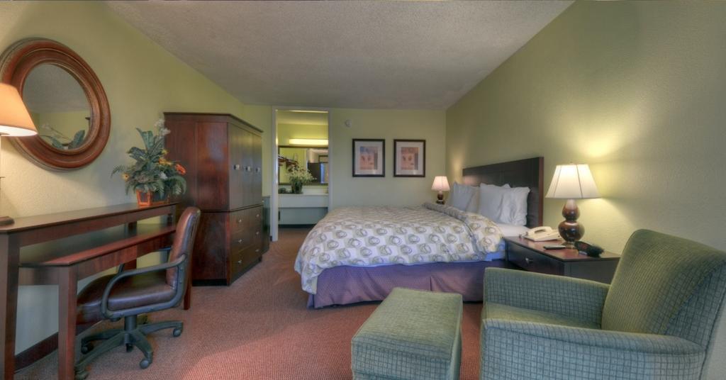 Clarion Inn Brunswick Δωμάτιο φωτογραφία