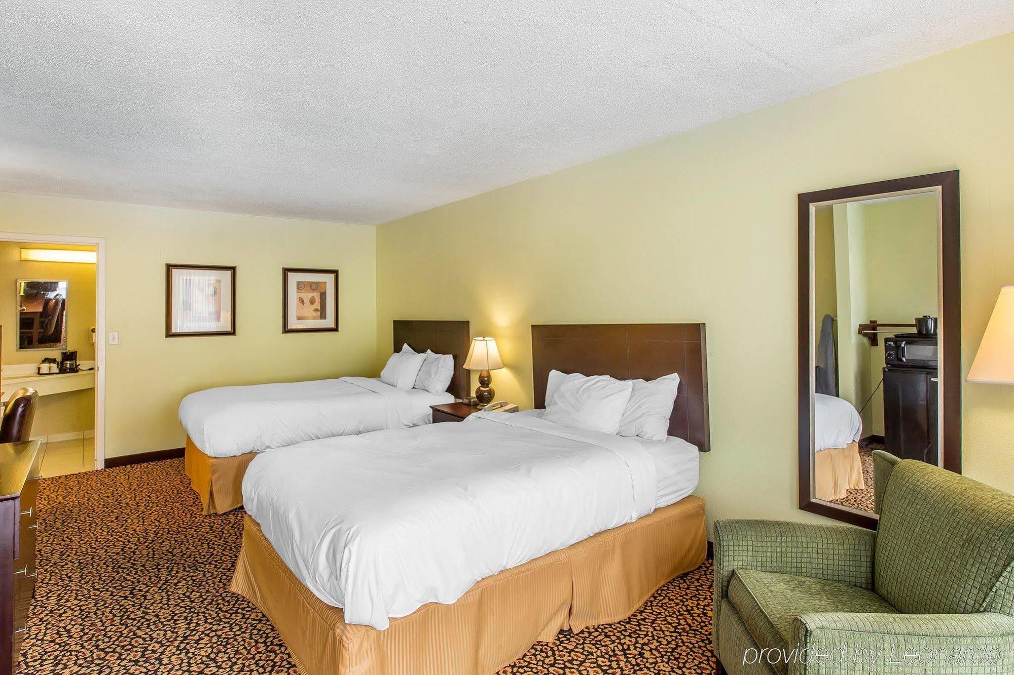 Clarion Inn Brunswick Εξωτερικό φωτογραφία