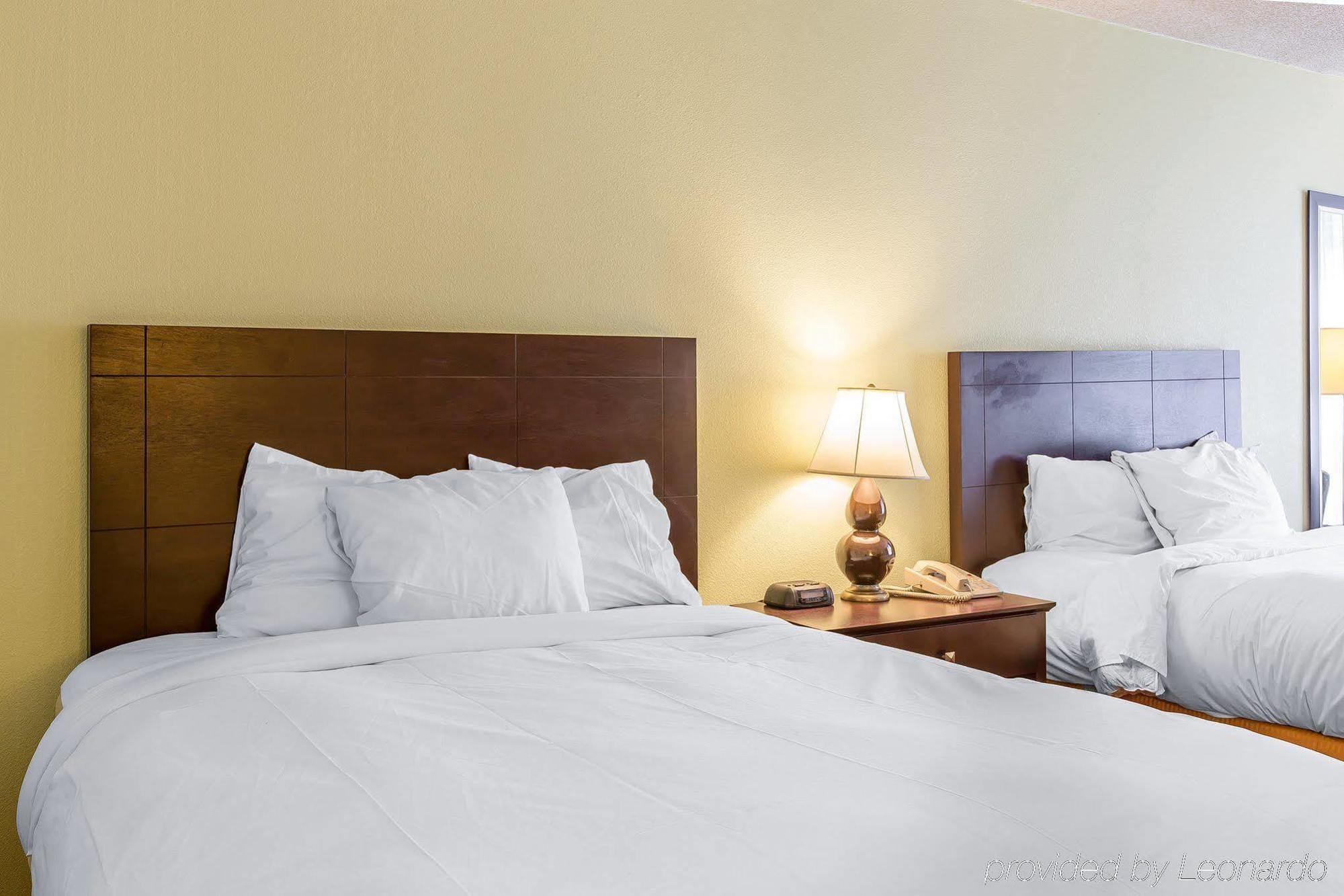 Clarion Inn Brunswick Εξωτερικό φωτογραφία