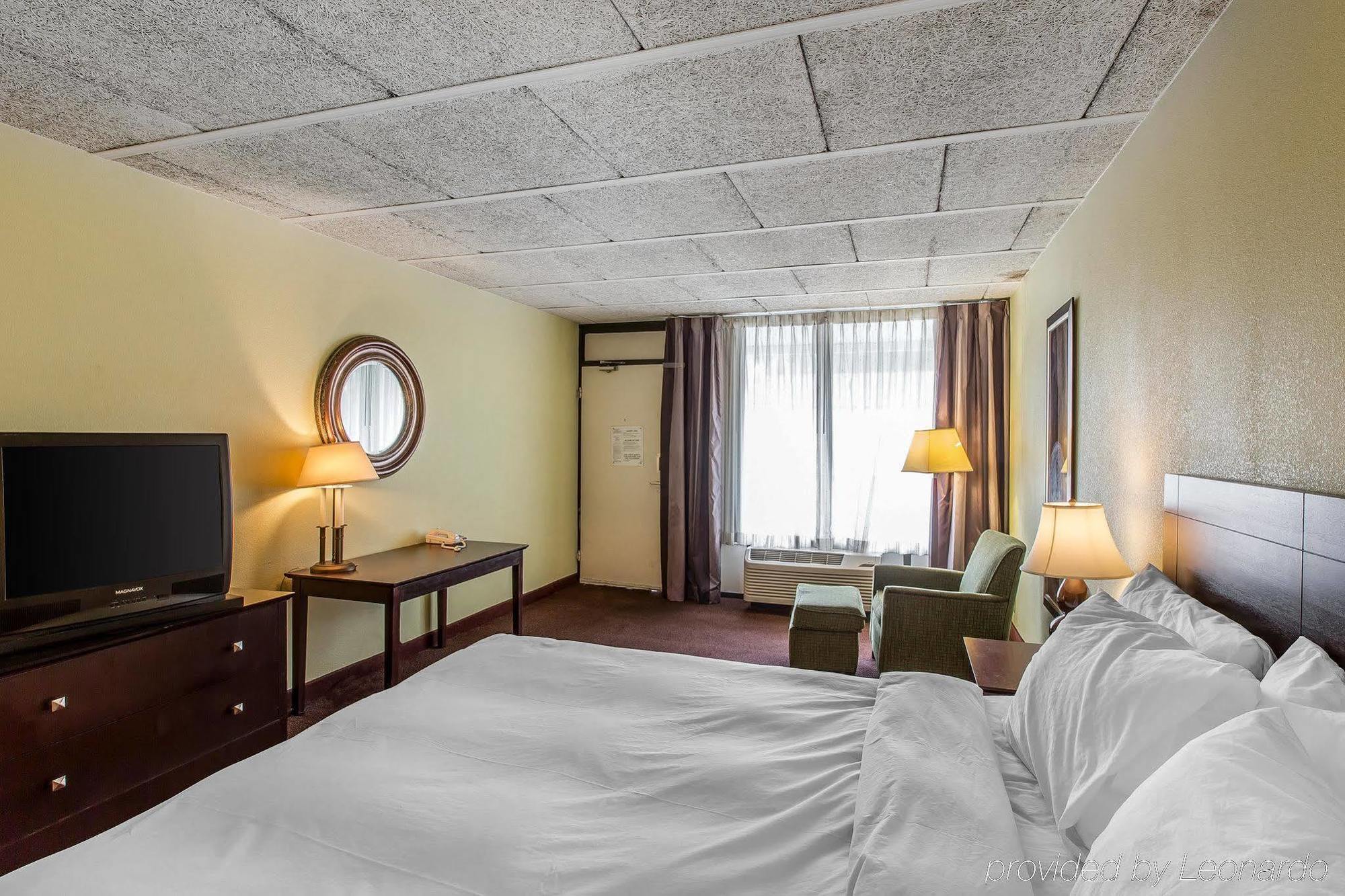 Clarion Inn Brunswick Εξωτερικό φωτογραφία