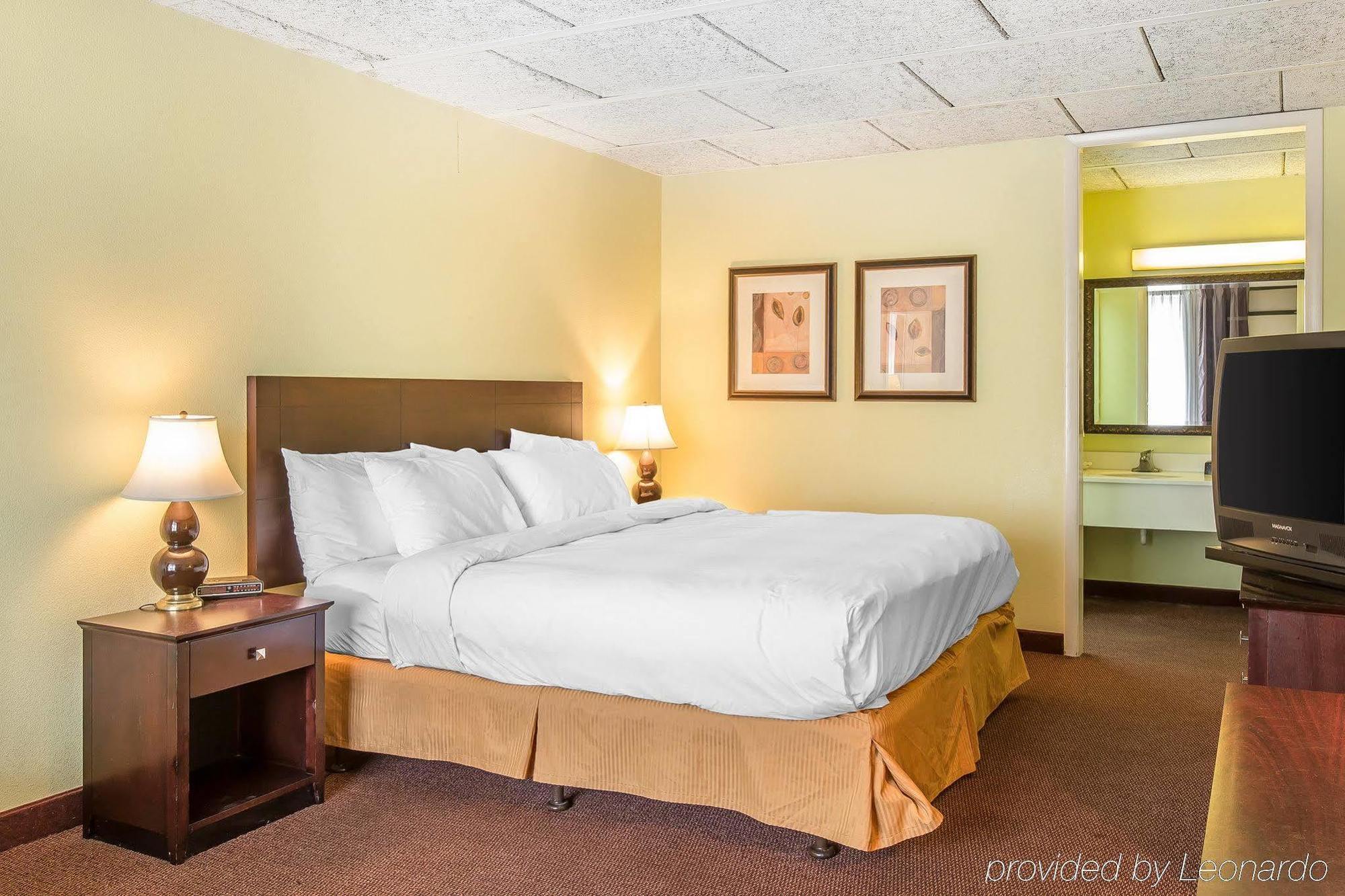 Clarion Inn Brunswick Εξωτερικό φωτογραφία