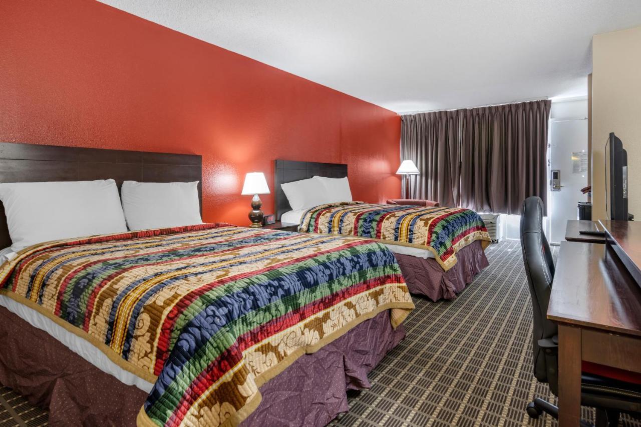 Clarion Inn Brunswick Εξωτερικό φωτογραφία