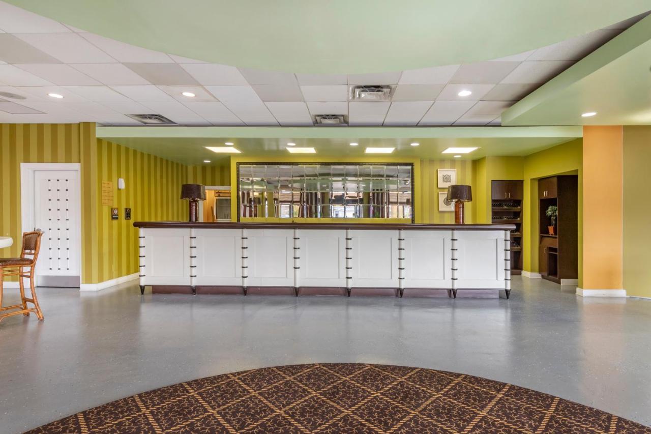 Clarion Inn Brunswick Εξωτερικό φωτογραφία