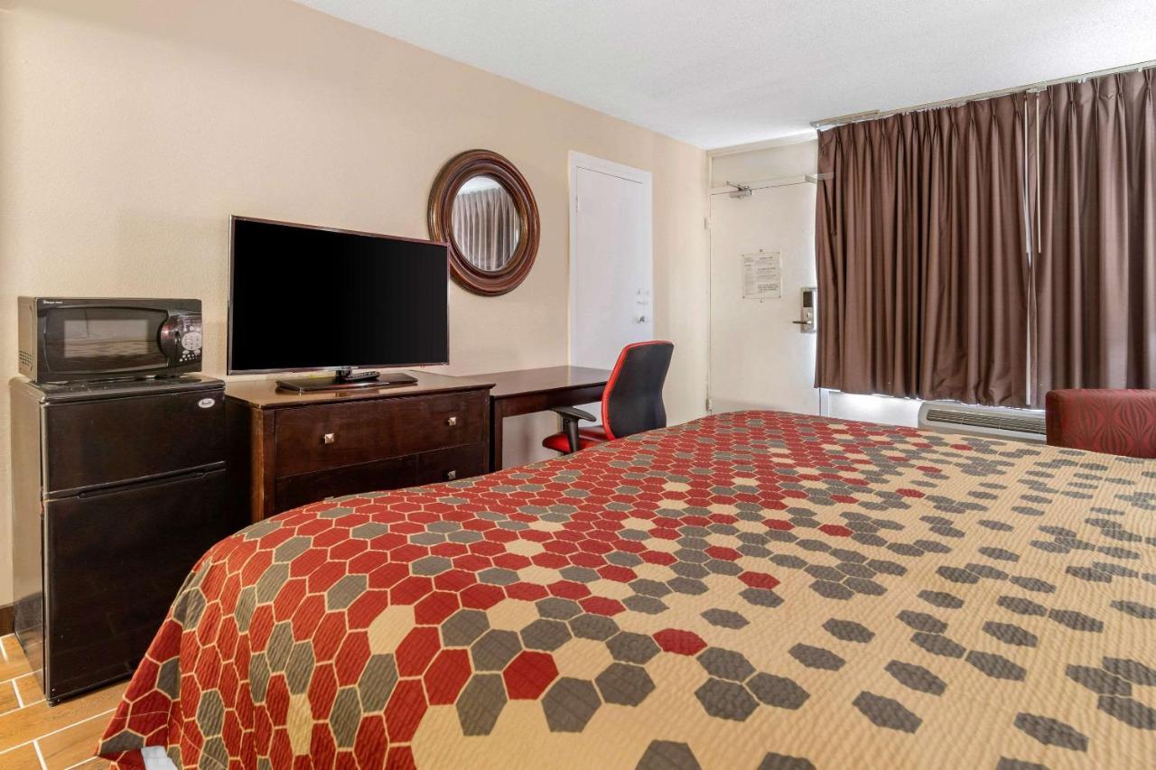 Clarion Inn Brunswick Εξωτερικό φωτογραφία