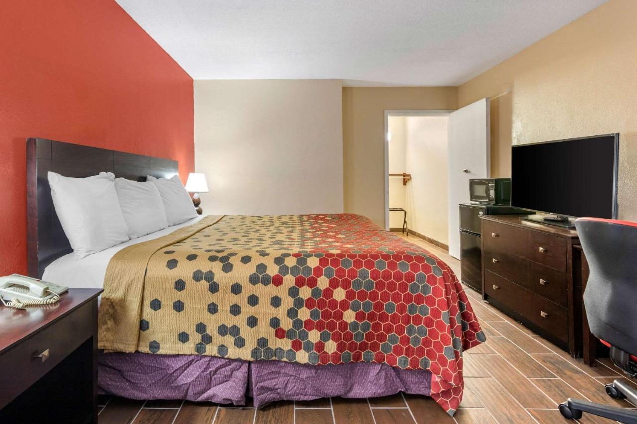 Clarion Inn Brunswick Εξωτερικό φωτογραφία